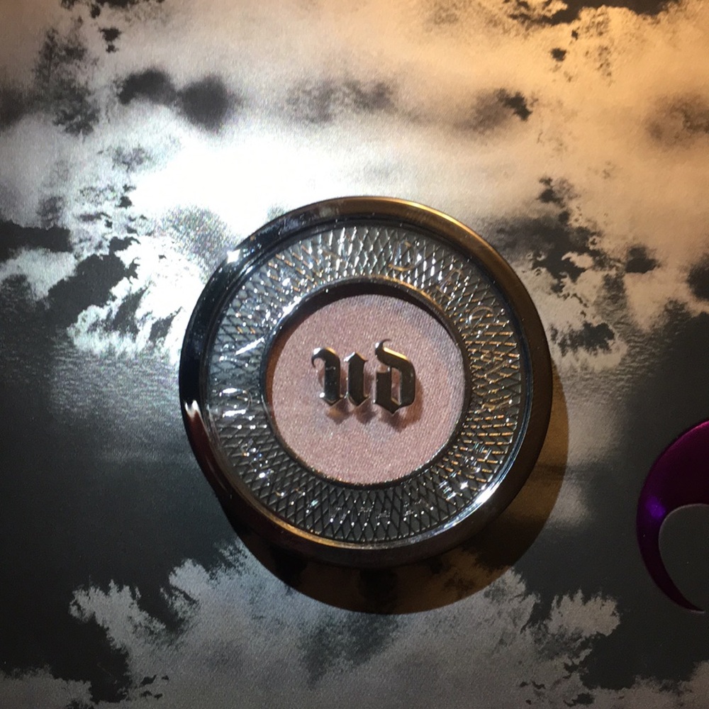 Urban Decay Scratch Eyeshadow
